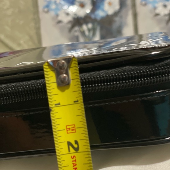 Black “Vain”Perverse eye glasses case - Picture 9 of 13